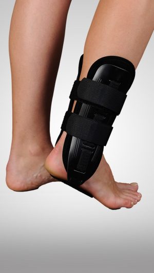 Ortoza za skočni zglob sa plastičnom podlogom (Šifra REF-188)